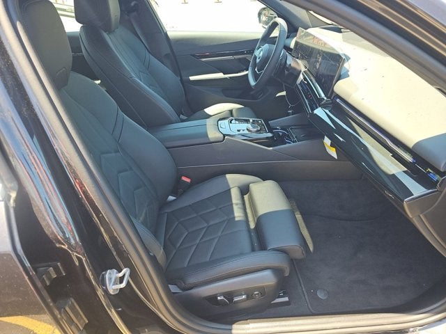 bmw 5 series 2026 WBA53FJ07TCW39538 image bmw 5 series 2026 WBA53FJ07TCW39538 image